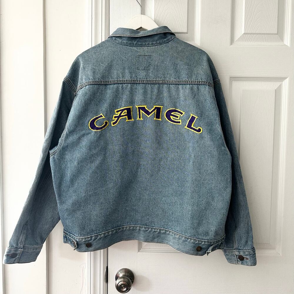 Off the Edge Vintage Denim Trucker Style Jacket Camel Patches On Back Large/XL